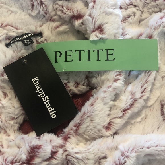 NWT Knapp Studio Fleece Fuzzy Soft Pull Over Hoodie Womens Pink Size PS - Picture 9 of 12